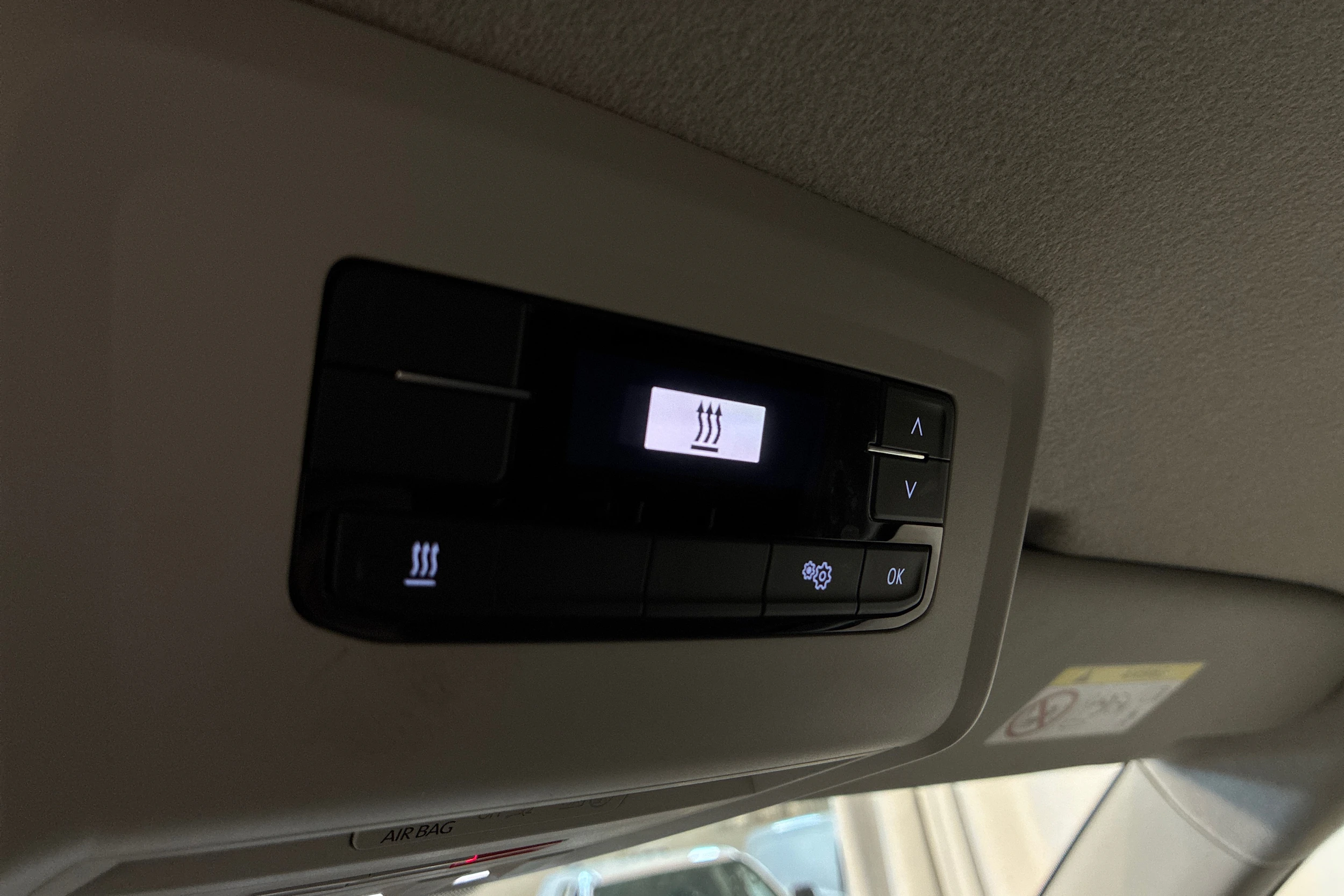 sininen Volkswagen Transporter 2022 kuva 8.
