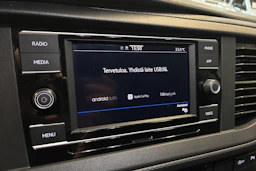 sininen Volkswagen Transporter 2022 kuva 10.