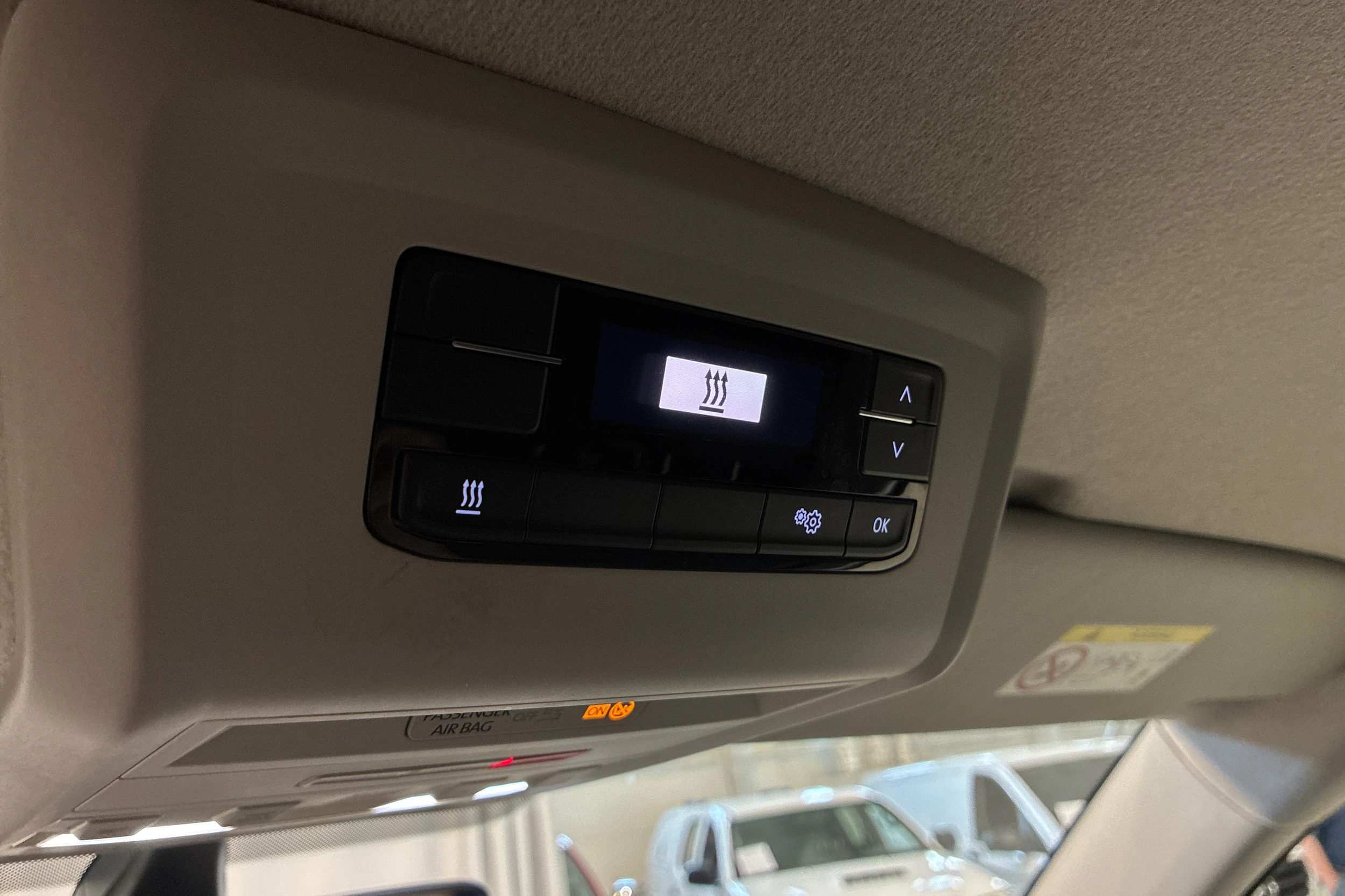 sininen Volkswagen Transporter 2022 kuva 13.