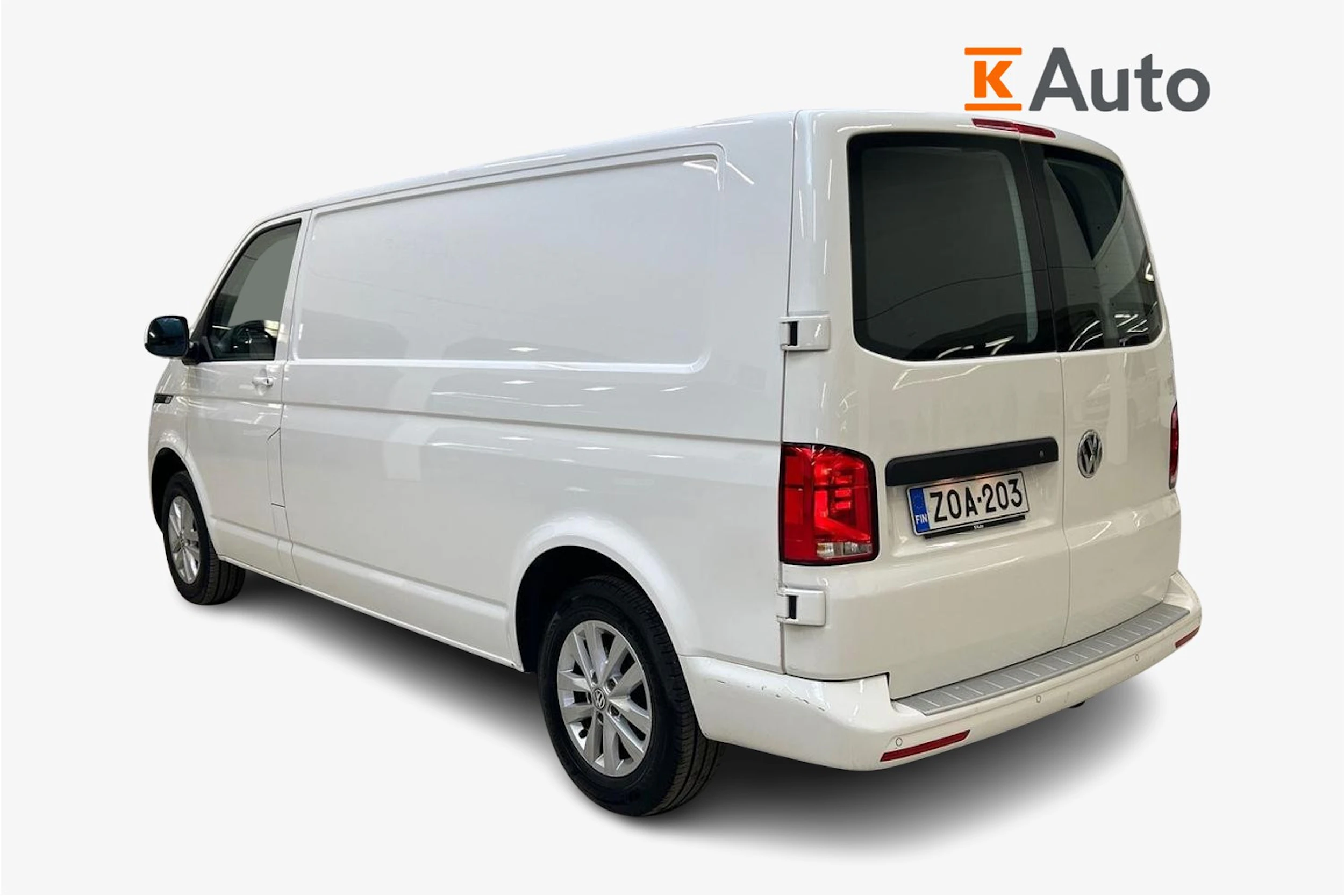 valkoinen Volkswagen Transporter 2022 kuva 3.