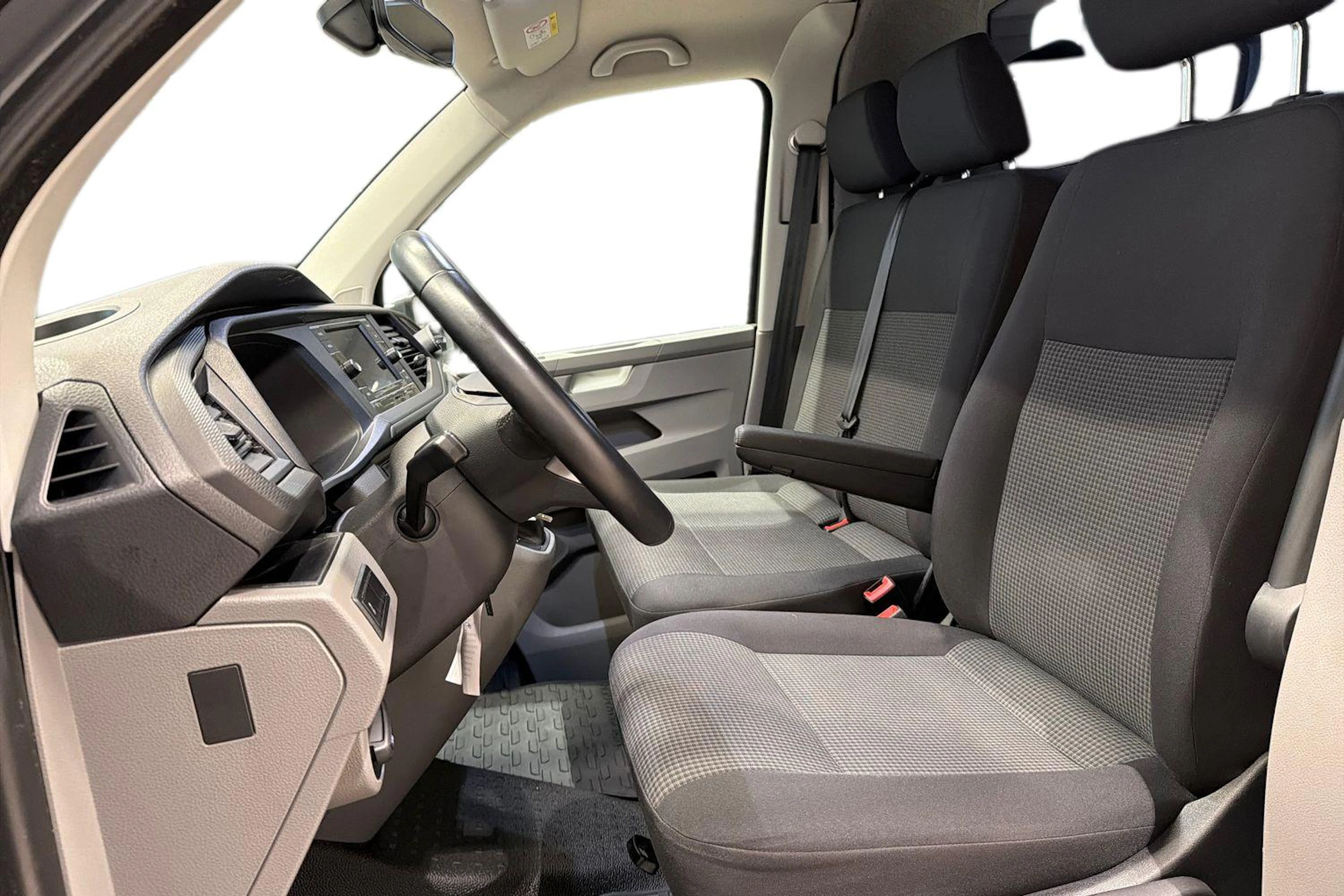 Harmaa Volkswagen TRANSPORTER 2022 kuva 11.