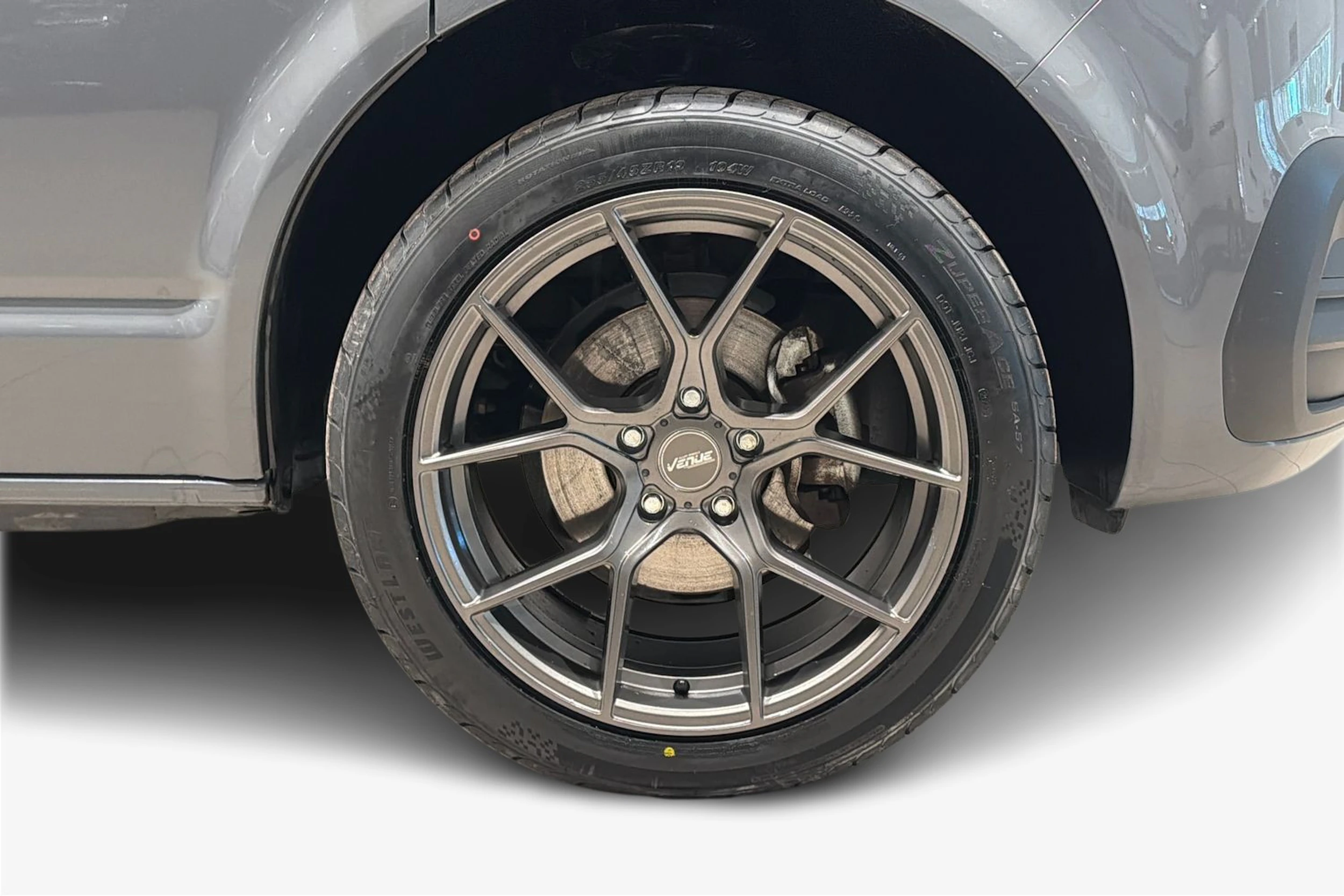 Harmaa Volkswagen TRANSPORTER 2022 kuva 12.