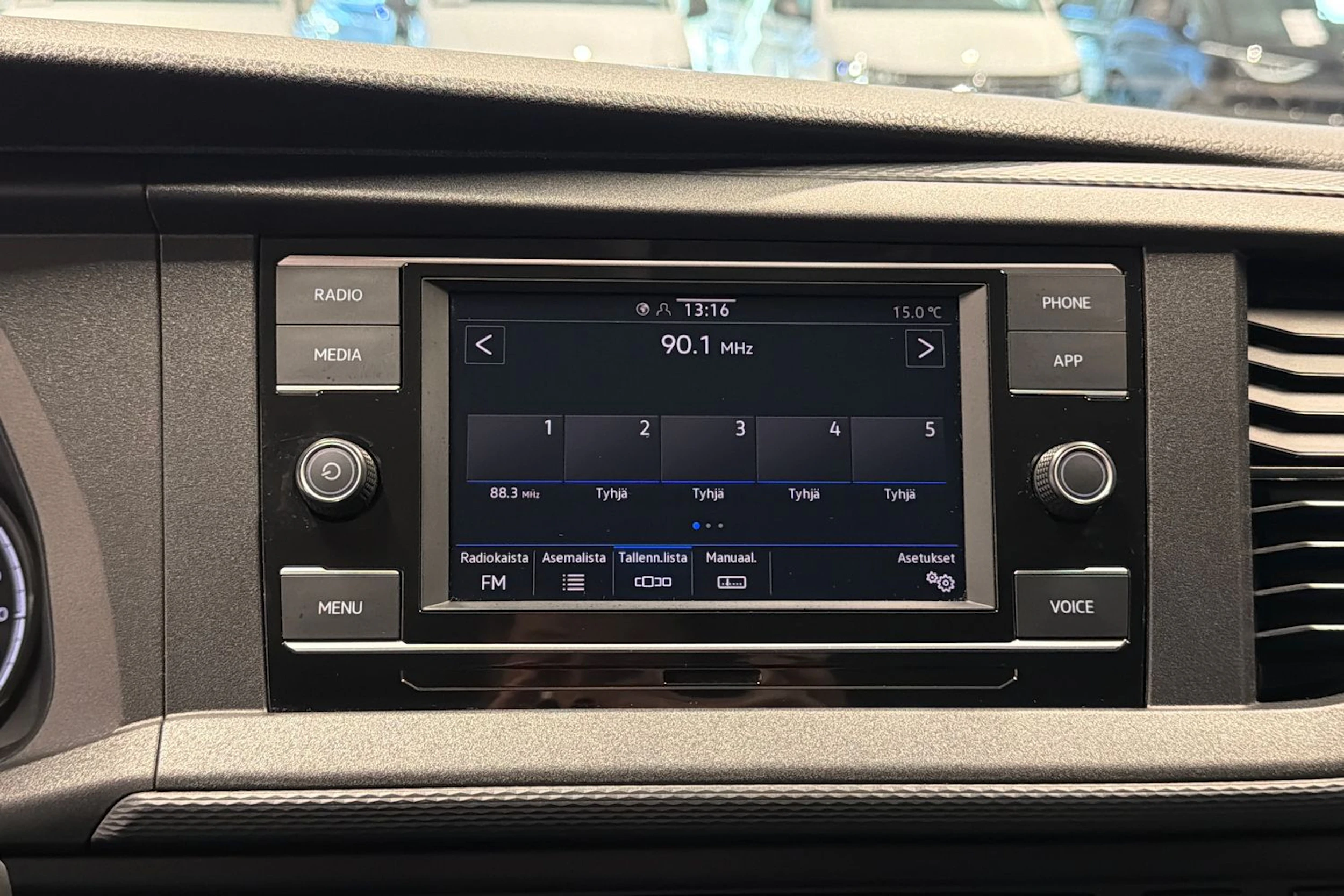 Harmaa Volkswagen TRANSPORTER 2022 kuva 19.