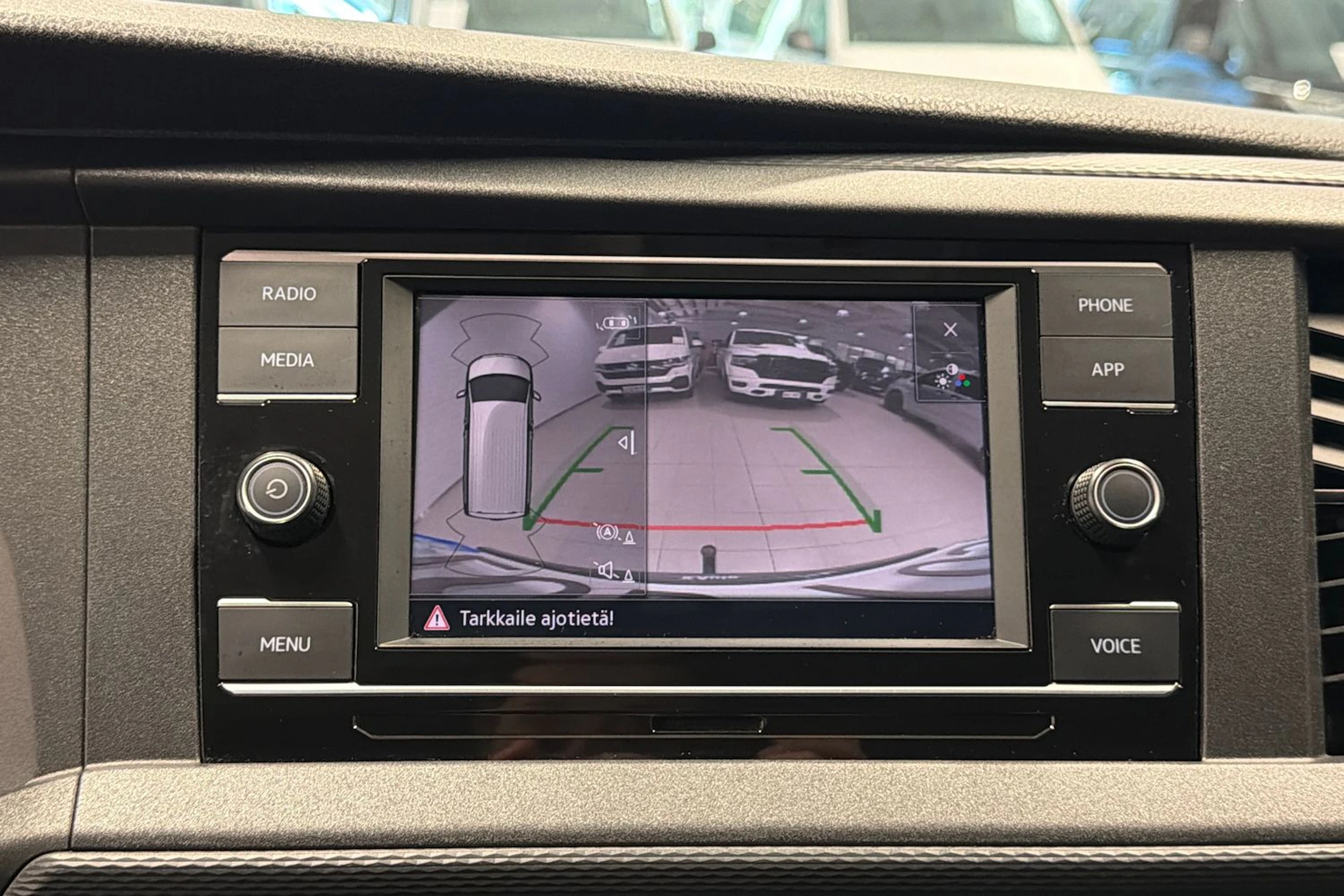 Harmaa Volkswagen TRANSPORTER 2022 kuva 20.