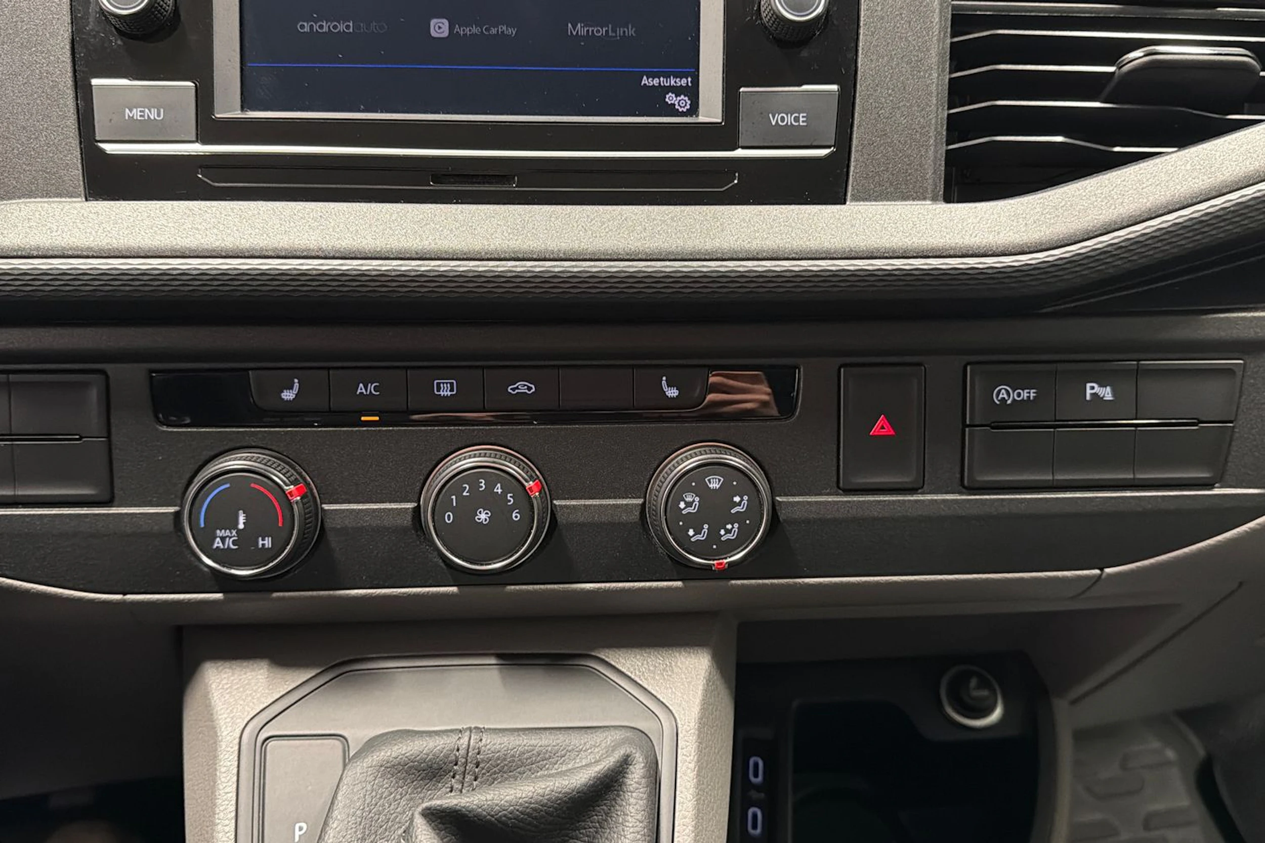 Harmaa Volkswagen TRANSPORTER 2022 kuva 22.