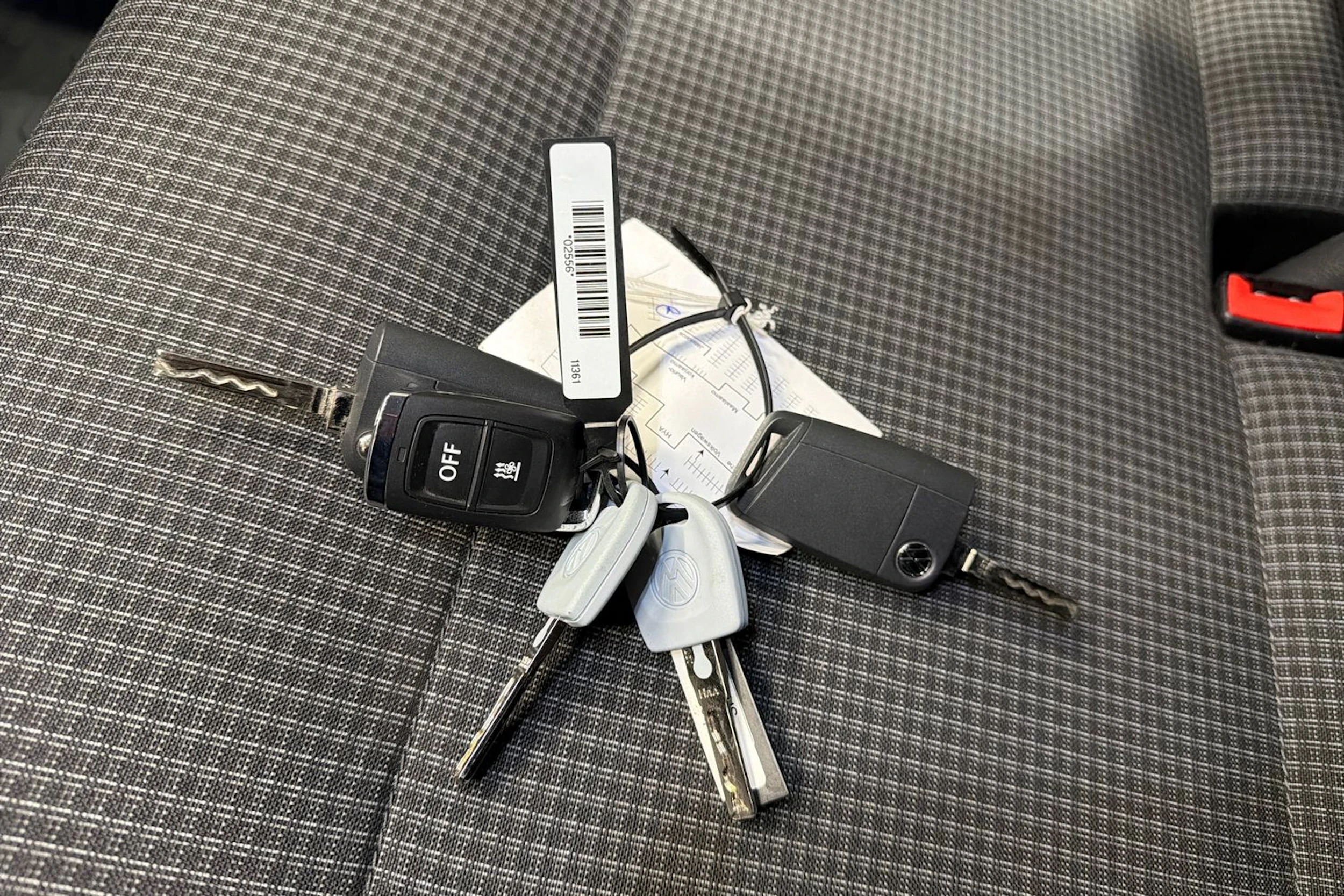 Harmaa Volkswagen TRANSPORTER 2022 kuva 23.