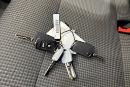 Harmaa Volkswagen TRANSPORTER 2022 kuva 23.