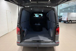 Harmaa Volkswagen TRANSPORTER 2022 kuva 29.