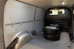 Harmaa Volkswagen TRANSPORTER 2022 kuva 30.