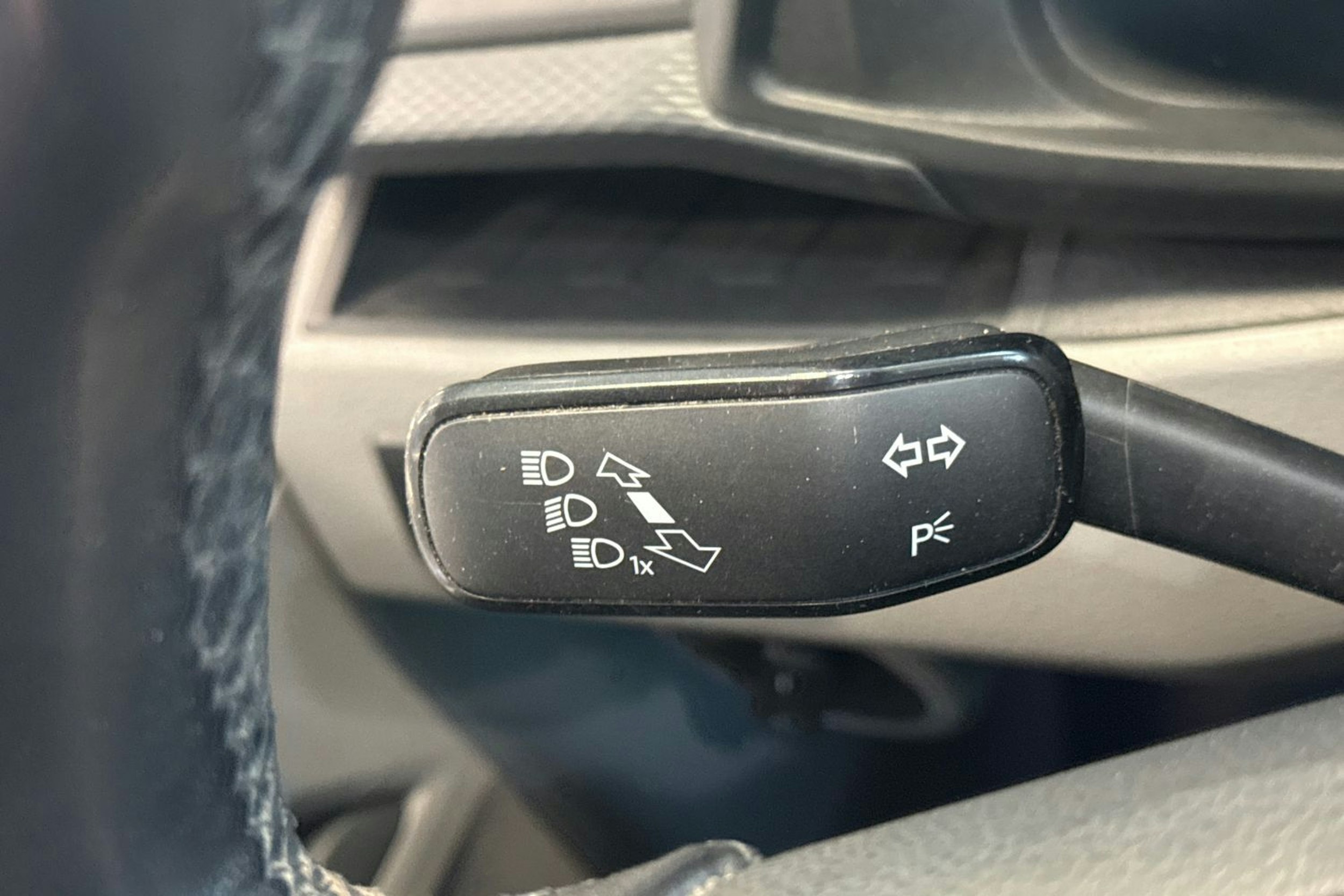 Valkoinen Volkswagen TRANSPORTER 2022 kuva 16.