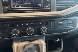 Valkoinen Volkswagen TRANSPORTER 2022 kuva 23.