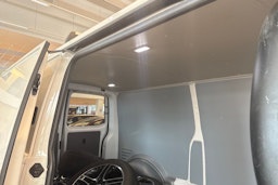 Valkoinen Volkswagen TRANSPORTER 2022 kuva 30.