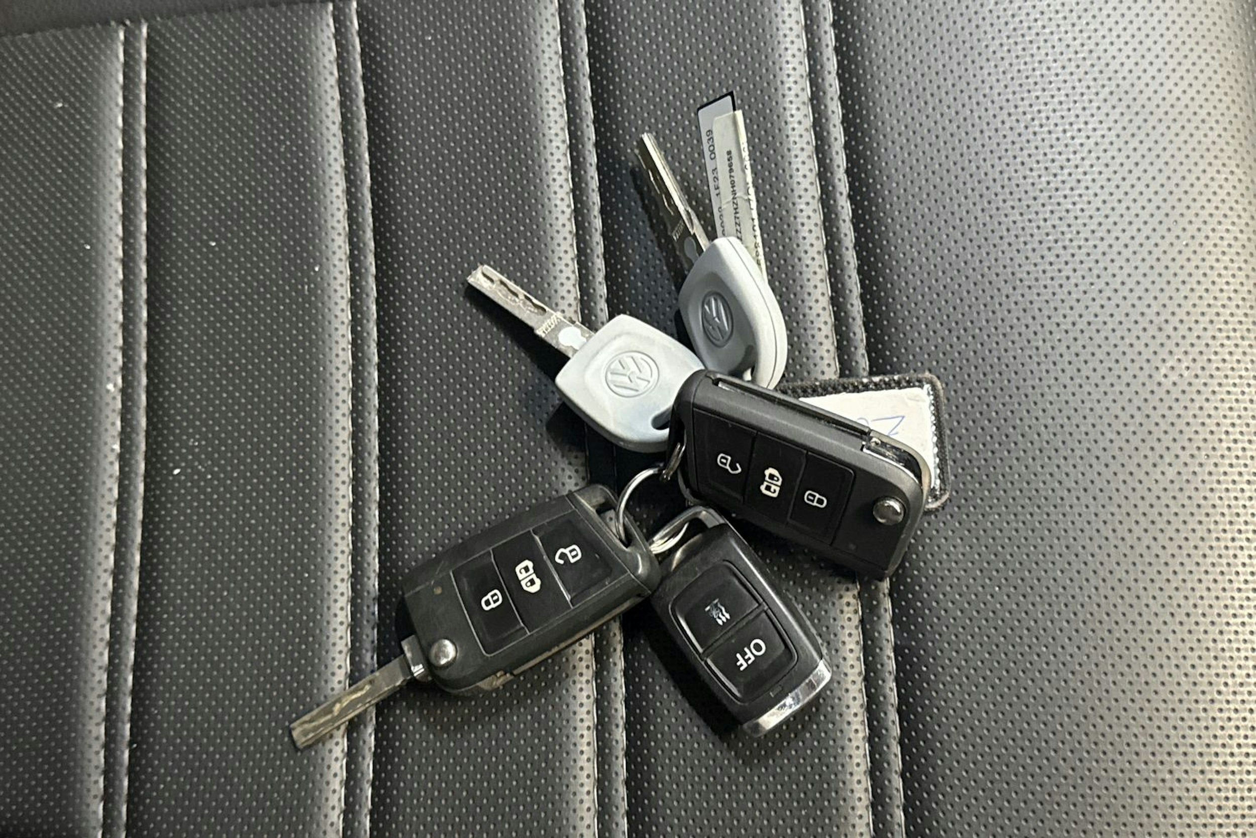 Valkoinen Volkswagen TRANSPORTER 2022 kuva 31.