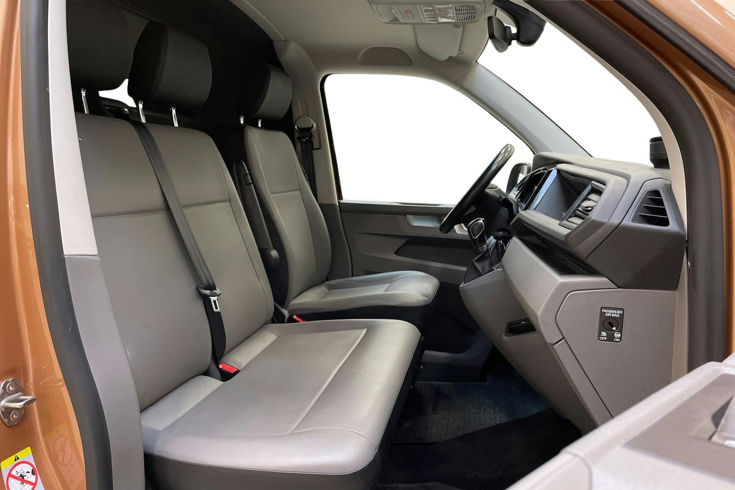 met. oranssi Volkswagen Transporter 2022 kuva 10.