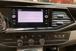 met. oranssi Volkswagen Transporter 2022 kuva 27.