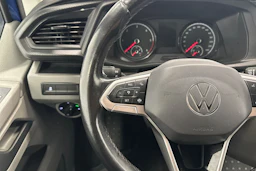 sininen Volkswagen Transporter 2022 kuva 11.