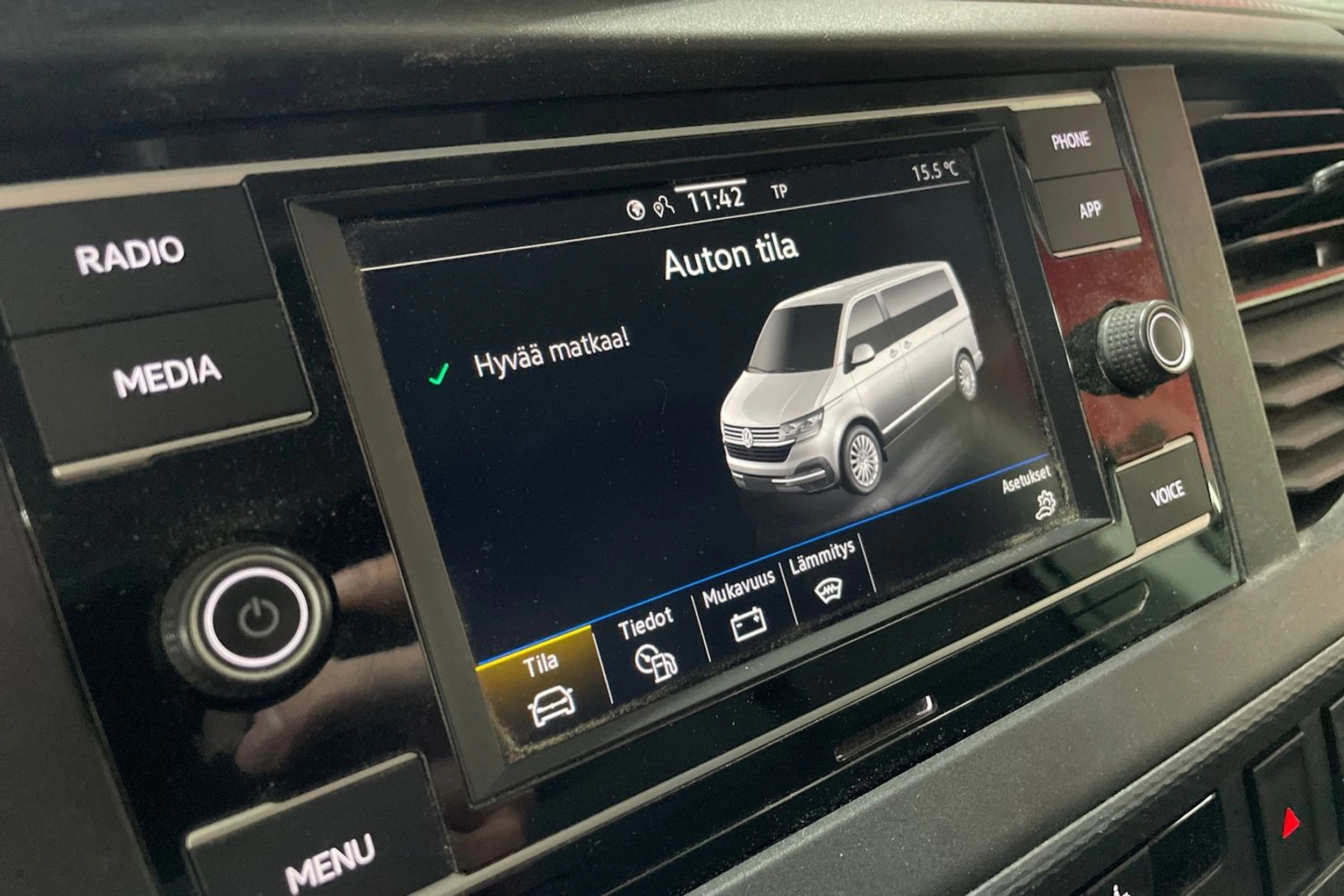 Sininen Volkswagen TRANSPORTER 2022 kuva 21.