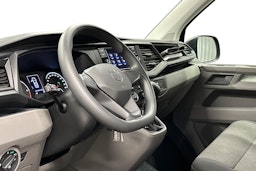 valkoinen Volkswagen Transporter 2023 kuva 7.