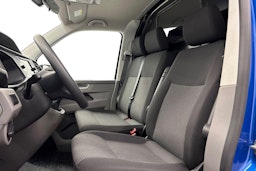 sininen Volkswagen Transporter 2023 kuva 10.