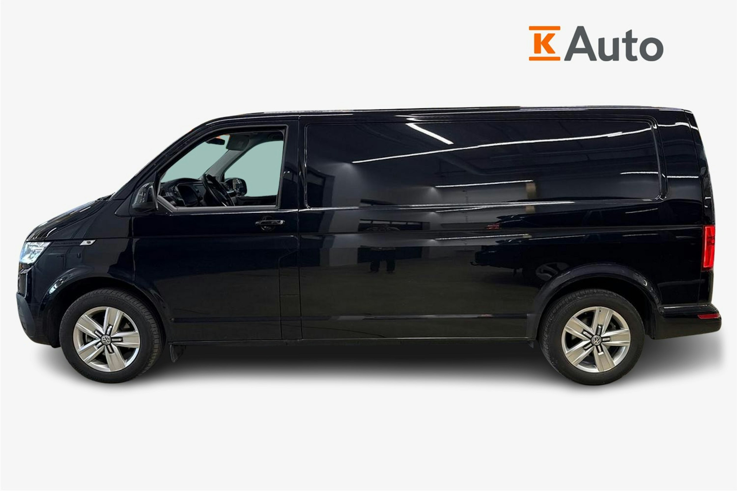 met. musta Volkswagen Transporter 2023 kuva 6.