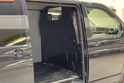 met. sininen Volkswagen Transporter 2023 kuva 13.