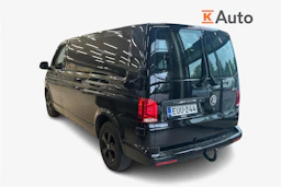musta Volkswagen Transporter 2023 kuva 2.