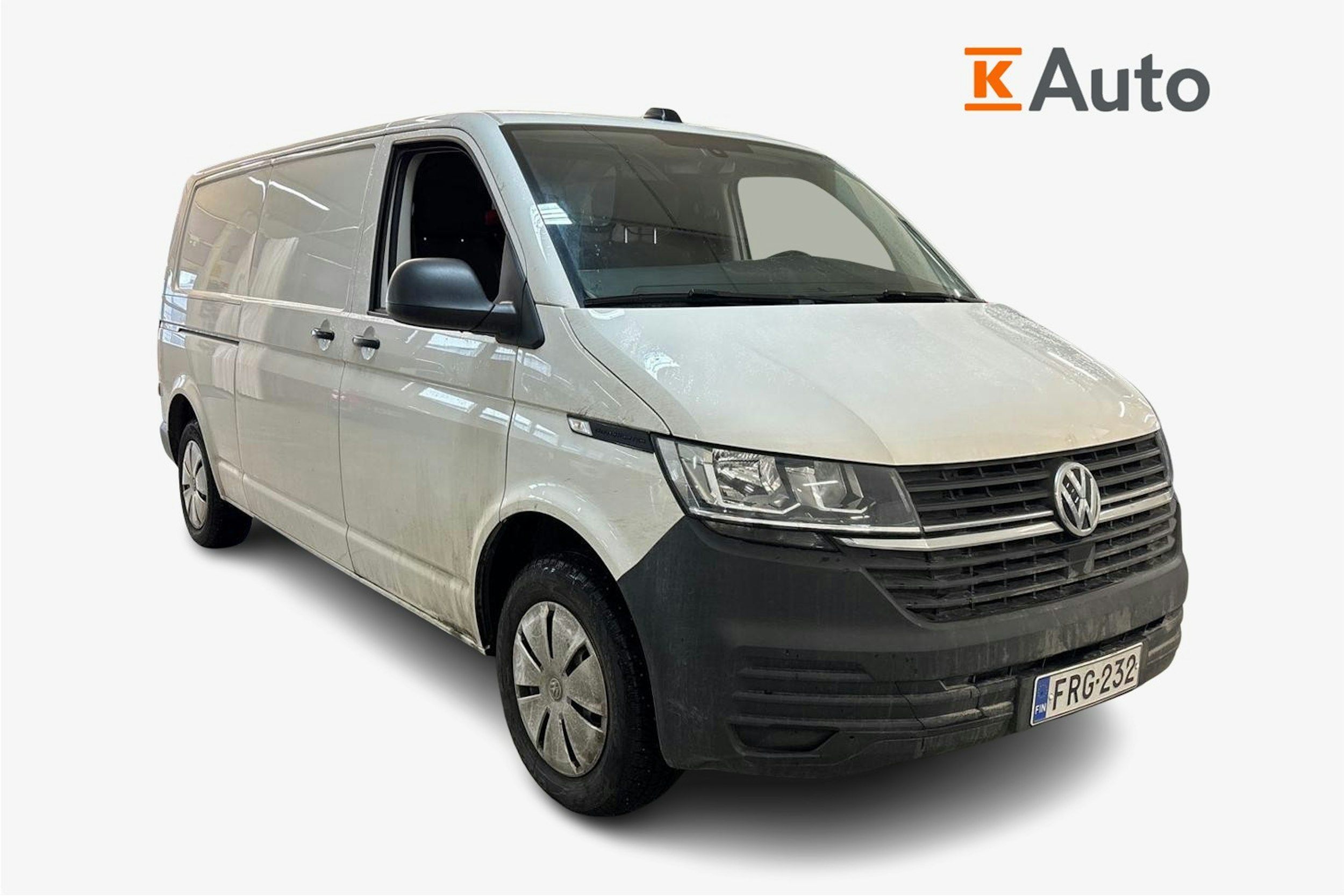 valkoinen Volkswagen Transporter 2023 kuva 1.