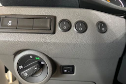 Valkoinen Volkswagen TRANSPORTER 2024 kuva 16.