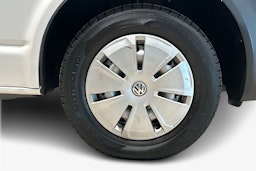 valkoinen Volkswagen Transporter 2023 kuva 12.