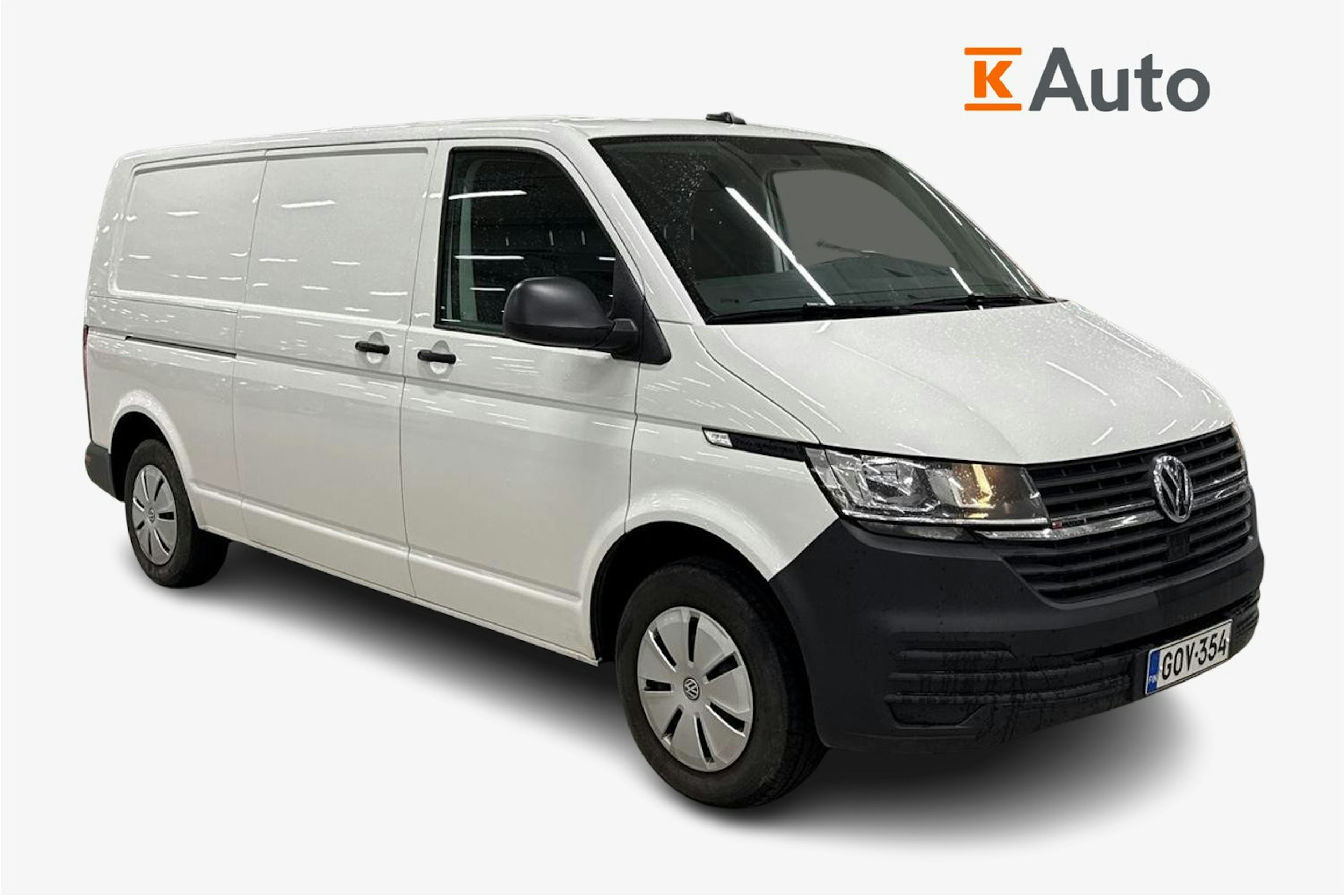 valkoinen Volkswagen Transporter 2023 kuva 1.