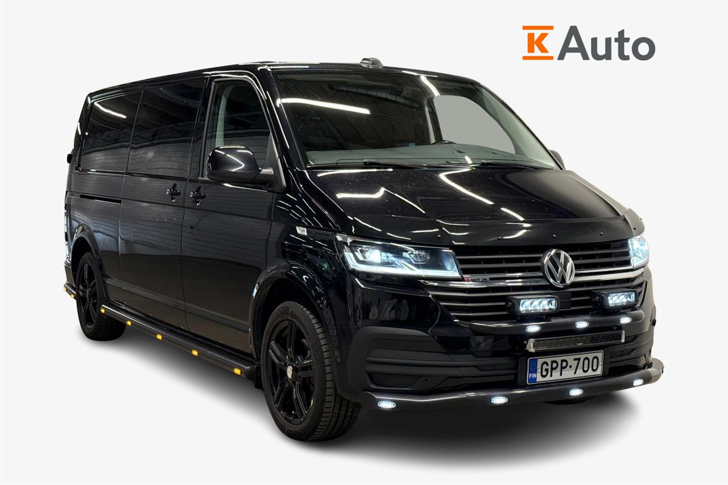 musta Volkswagen Transporter 2023 kuva 1.