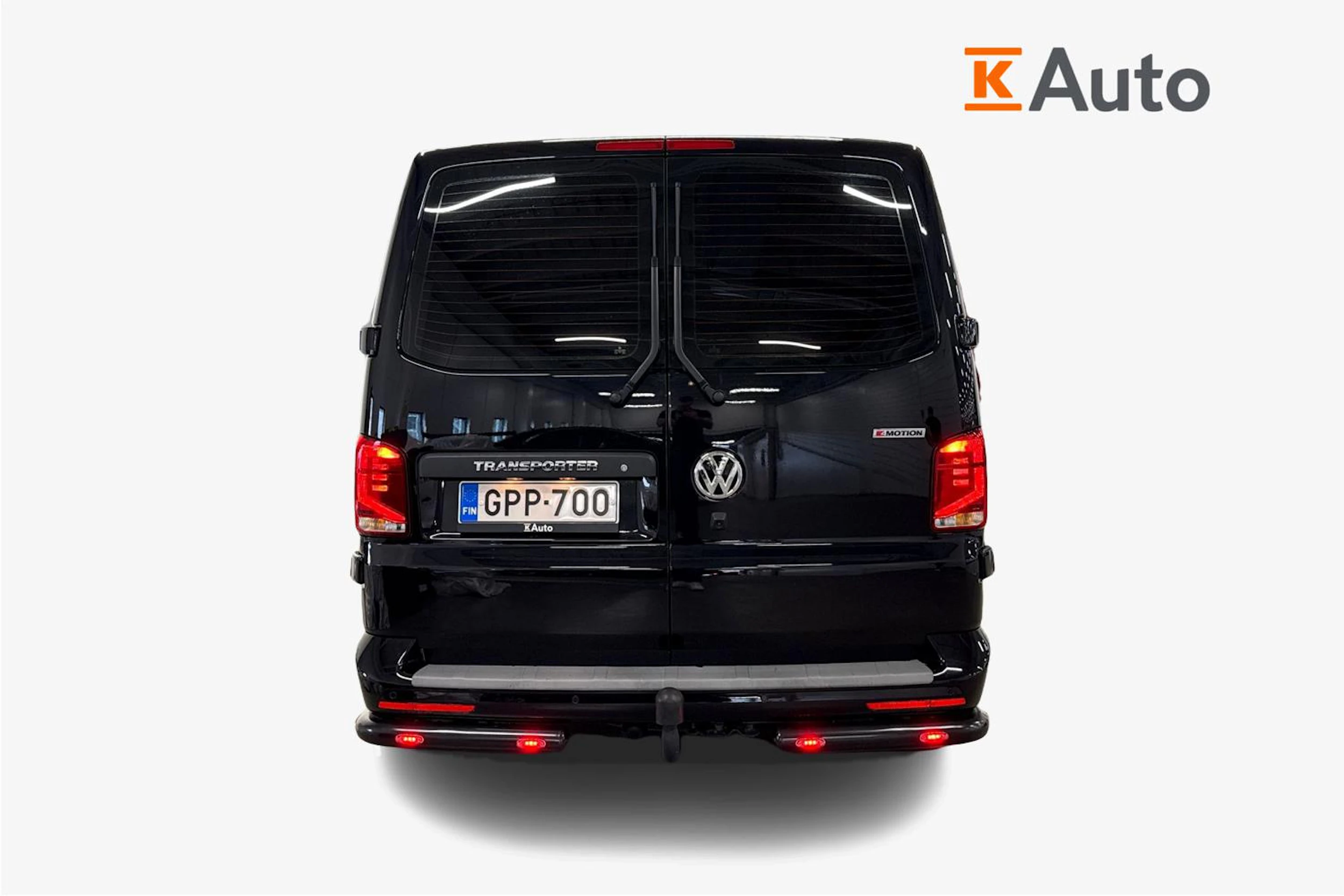 musta Volkswagen Transporter 2023 kuva 4.