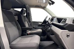 musta Volkswagen Transporter 2023 kuva 11.