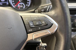 musta Volkswagen Transporter 2023 kuva 27.