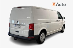 valkoinen Volkswagen Transporter 2023 kuva 2.