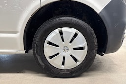 valkoinen Volkswagen Transporter 2023 kuva 11.