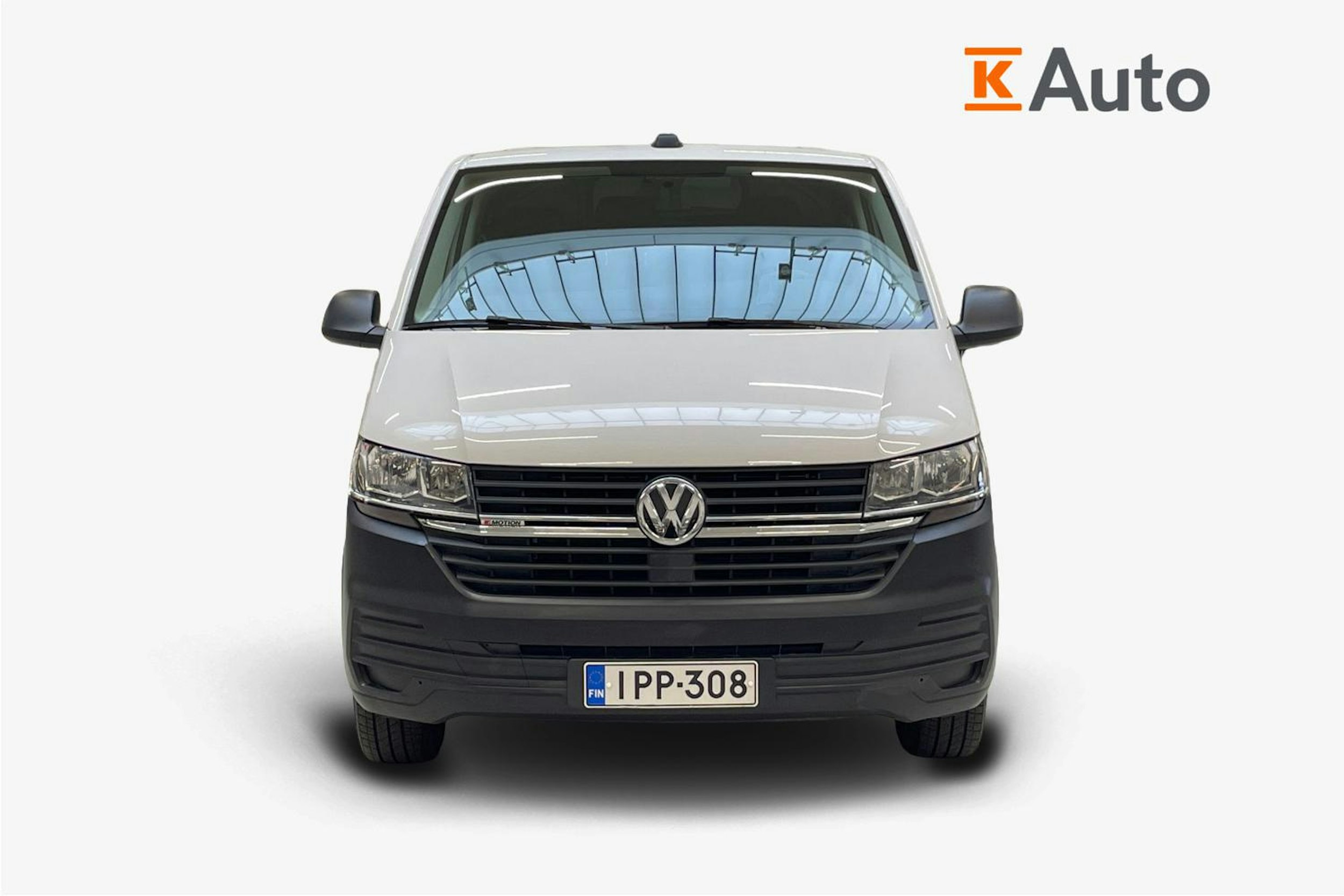 valkoinen Volkswagen Transporter 2023 kuva 4.