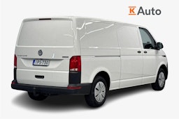 valkoinen Volkswagen Transporter 2023 kuva 2.