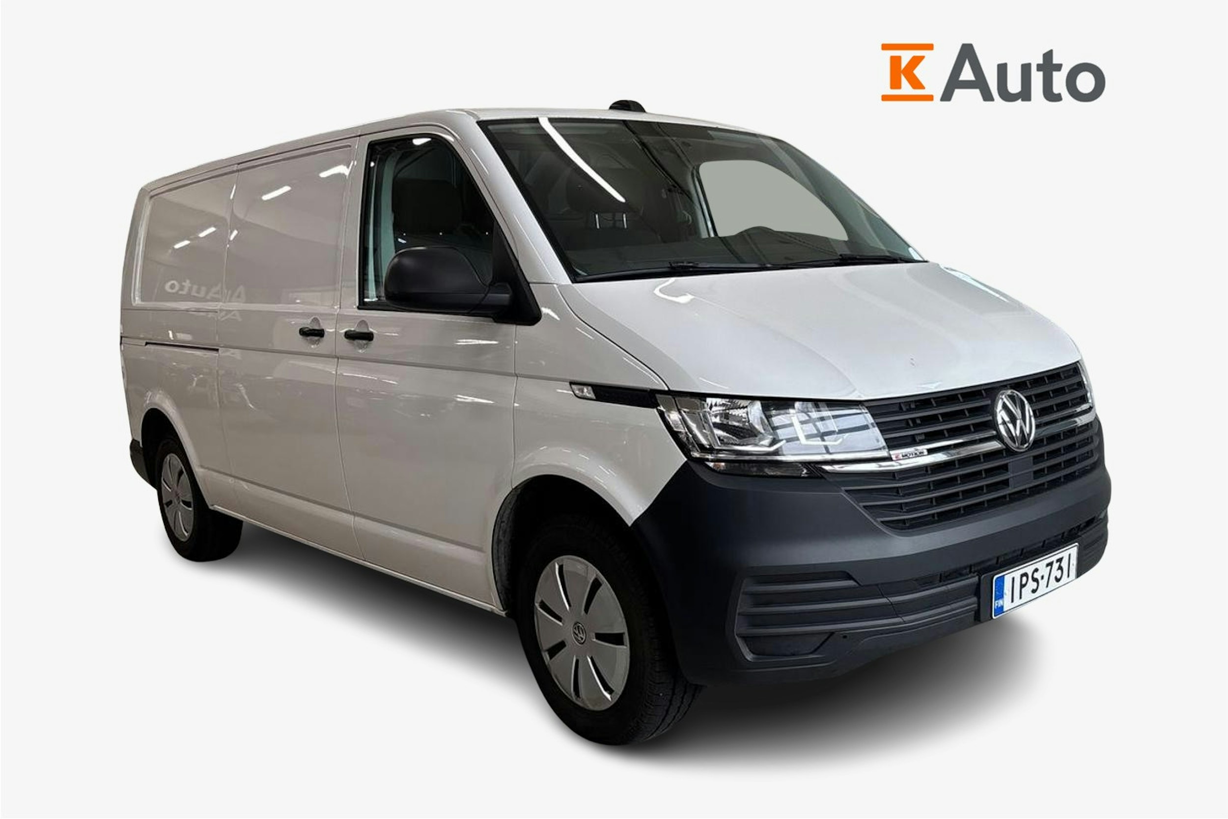 valkoinen Volkswagen Transporter 2023 kuva 1.