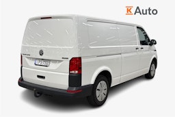 valkoinen Volkswagen Transporter 2023 kuva 2.