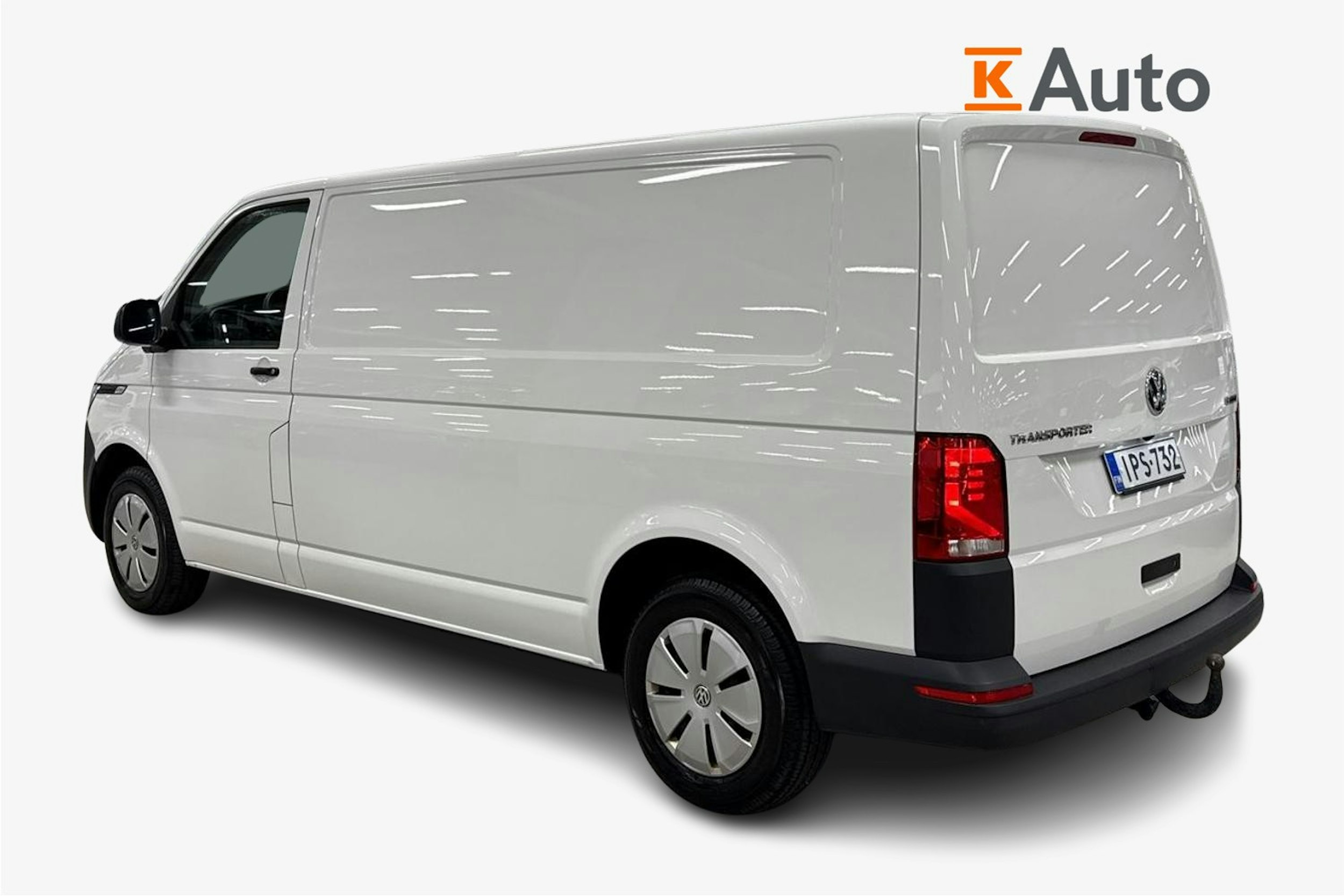 valkoinen Volkswagen Transporter 2023 kuva 5.