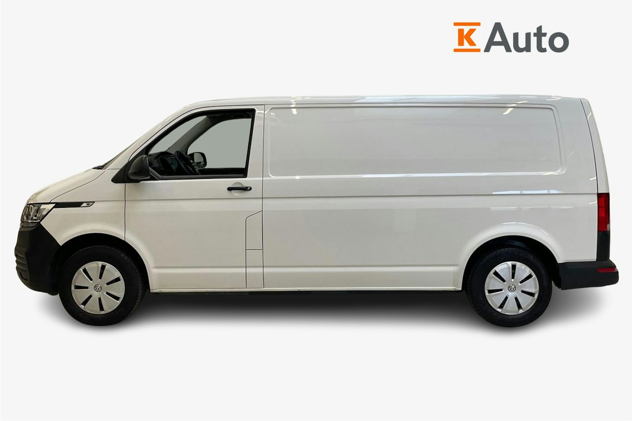 valkoinen Volkswagen Transporter 2023 kuva 6.