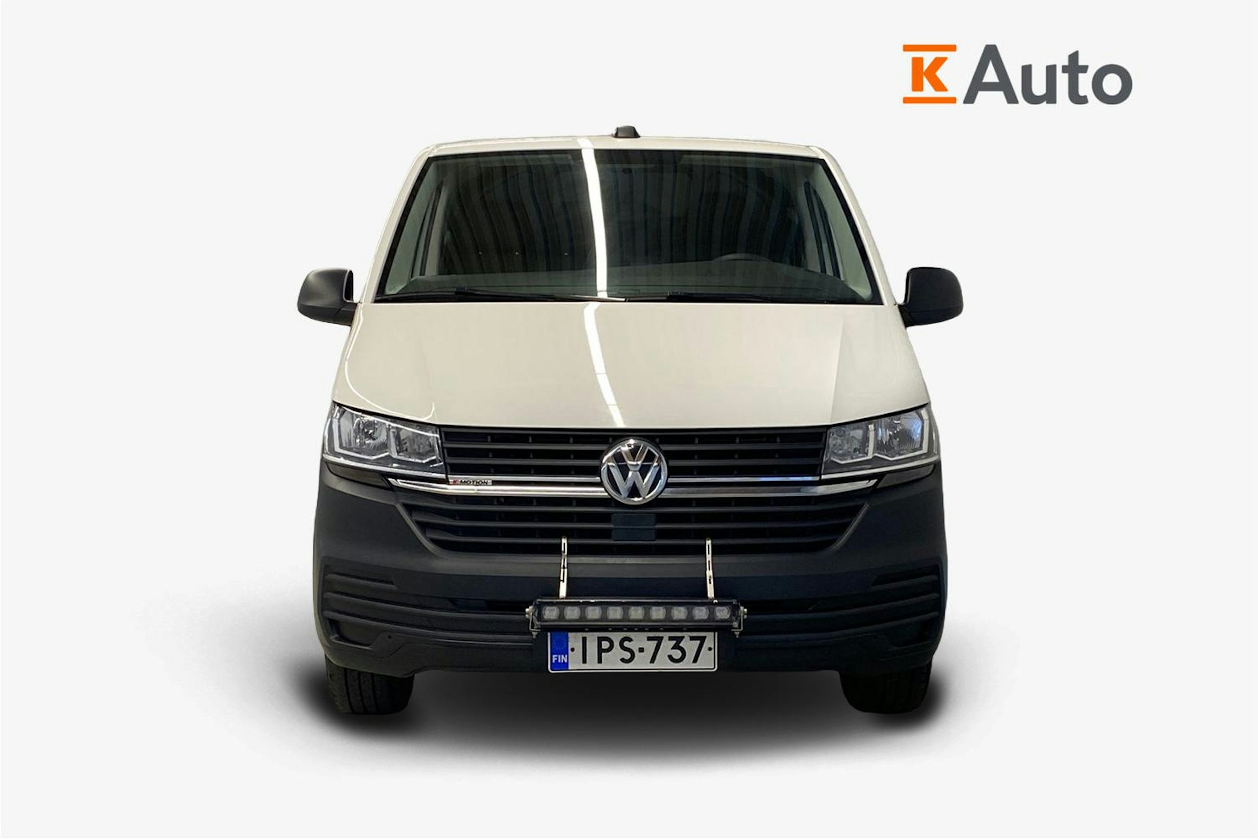 valkoinen Volkswagen Transporter 2023 kuva 5.