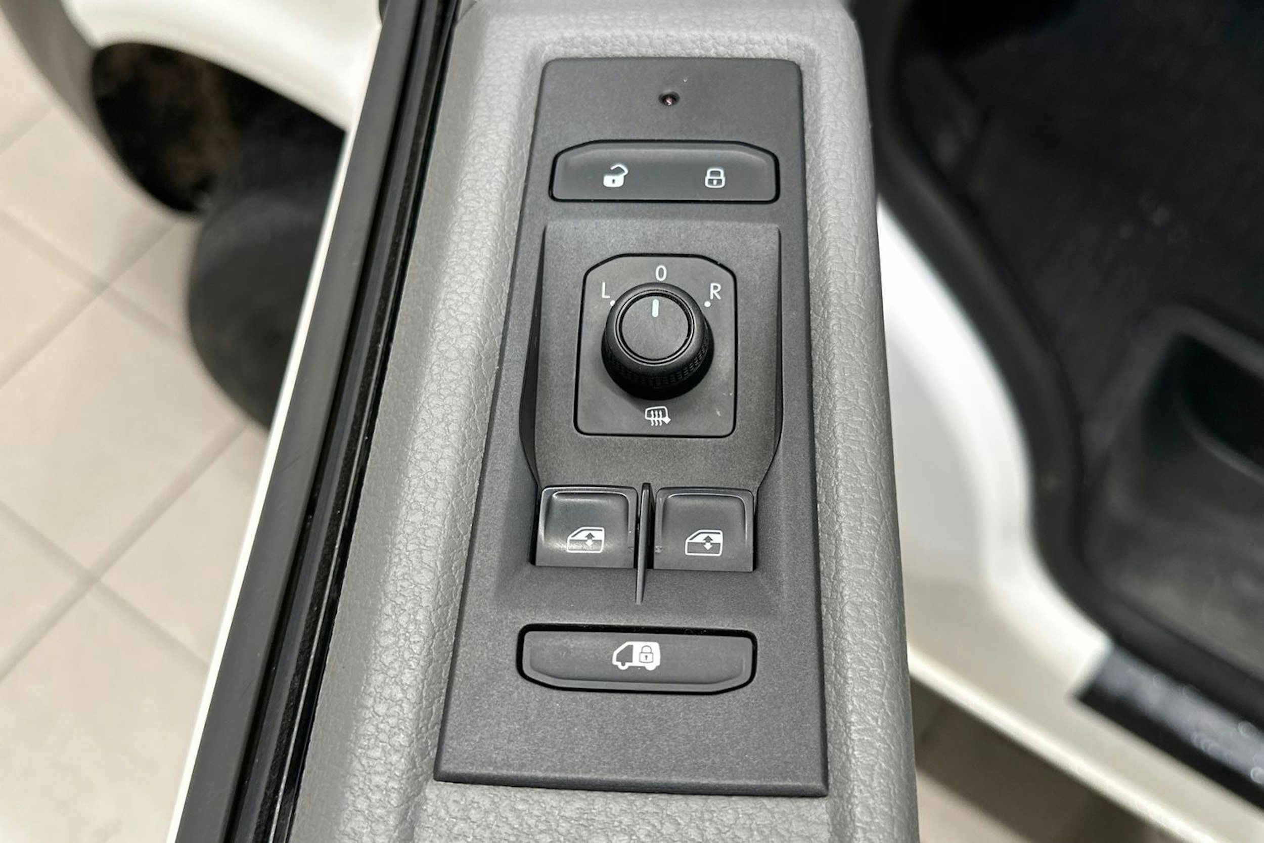 Valkoinen Volkswagen TRANSPORTER 2023 kuva 14.