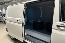 Valkoinen Volkswagen TRANSPORTER 2023 kuva 24.