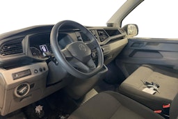 valkoinen Volkswagen Transporter 2023 kuva 3.
