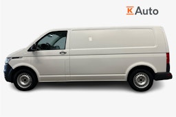 valkoinen Volkswagen Transporter 2023 kuva 7.