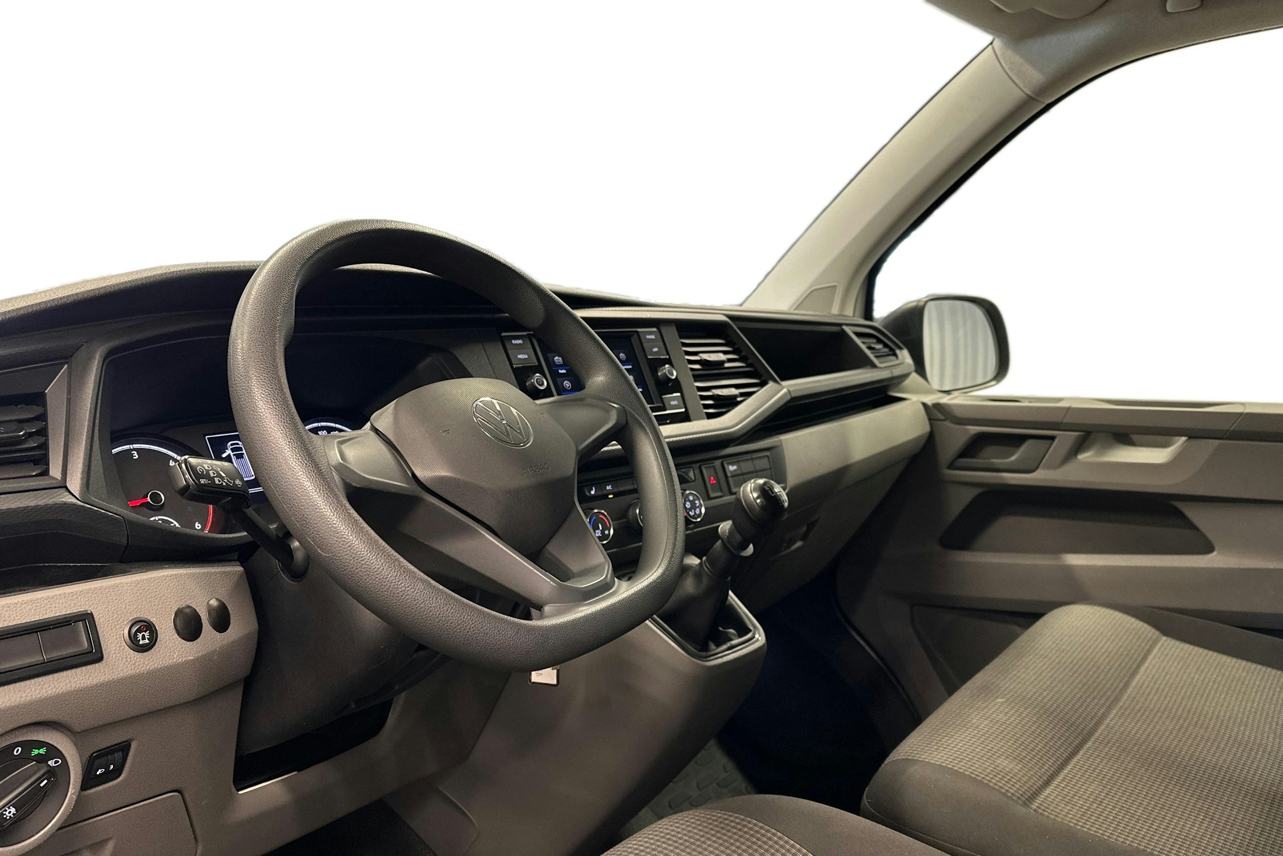 valkoinen Volkswagen Transporter 2023 kuva 8.