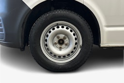 valkoinen Volkswagen Transporter 2023 kuva 12.