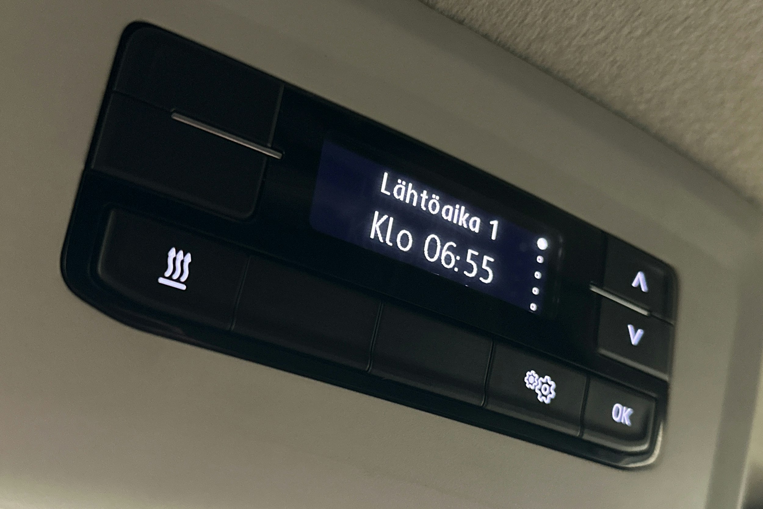 valkoinen Volkswagen Transporter 2023 kuva 23.